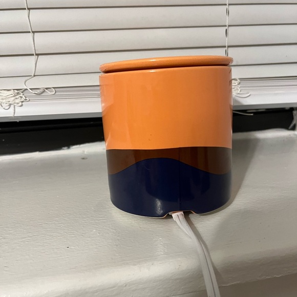 Mainstays Full Size Ceramic Fragrance Wax Melt Warmer, Orange Southwestern - Picture 4 of 10